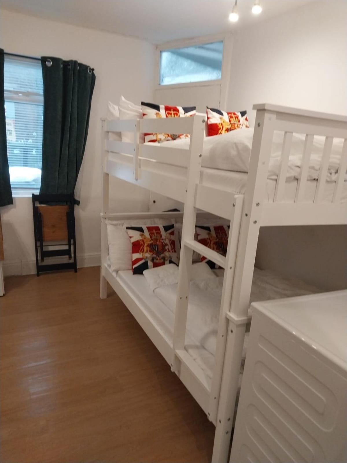 Stay In Edgware Road Guesthouse Лондон Екстер'єр фото